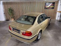 Usado BMW 318 118 CV (86 kW) 2001 Beige Berlina