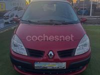 Usado Renault Scénic II Dynamique 110 CV (80 kW) 2006 Granate Monovolumen