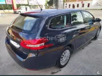 Usado Peugeot 308 Access 100 CV (73 kW) 2015 Negro Berlina