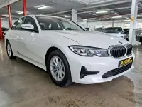 Używany BMW 318 150 KM (110 kW) 2021 Biały Sedan/Limuzyna