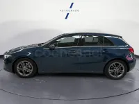 Usado Mercedes A180 116 CV (85 kW) 2020 Azul Berlina