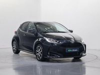 Usado Toyota Yaris Hybrid Style 116 CV (85 kW) 2022 Negro Berlina