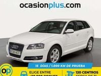 Usado Audi A3 Sportback Attraction 105 CV (77 kW) 2011 Blanco Utilitario