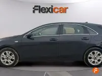 Usado Kia Ceed 136 CV (100 kW) 2023 Gris Utilitario