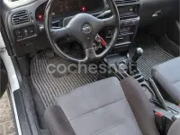 Usado Nissan Sunny 142 CV (104 kW) 1991 Blanco Berlina