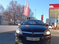 Usado Opel Astra GTC Sport 150 CV (110 kW) 2006 Amarillo Berlina