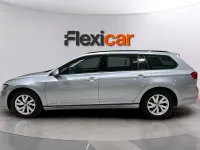 Usado VW Passat 150 CV (110 kW) 2022 Gris Familiar