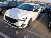Usado Peugeot 308 Active 130 CV (95 kW) 2022 Blanco Berlina