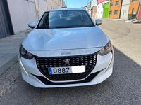 Usado Peugeot 208 Allure 100 CV (73 kW) 2022 Blanco Utilitario