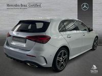 Usado Mercedes A200 AMG line 150 CV (110 kW) 2025 Plata hightech Berlina