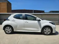 Usado Toyota Yaris Cross Business Edition 116 CV (85 kW) 2022 Blanco SUV