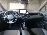 Usado Toyota C-HR Advance 122 CV (89 kW) 2023 Gris / plata SUV