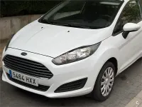 Usado Ford Fiesta Trend 82 CV (60 kW) 2014 Blanco Utilitario