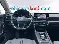 Usado Seat Leon Style 110 CV (80 kW) 2021 Blanco Utilitario
