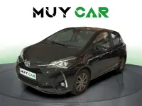 Käytetty Toyota Yaris Hybrid Active 100 HP (73 kW) 2018 Musta Viistoperä