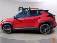 Usado Toyota Yaris Cross 116 CV (85 kW) 2022 Rojo SUV