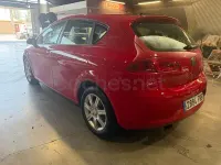 Usado Seat Leon Stylance 140 CV (102 kW) 2007 Rojo Utilitario