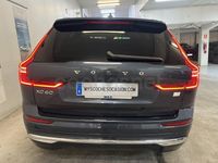 Usado Volvo XC60 Ultimate 350 CV (257 kW) 2023 Azul SUV