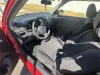 Usado Suzuki Swift GL 95 CV (69 kW) 2012 Rojo Utilitario