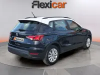 Usado Seat Arona Style 110 CV (80 kW) 2022 Azul SUV