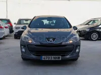 Usado Peugeot 308 95 CV (69 kW) 2010 Gris / plata Berlina
