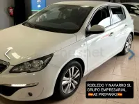 Usado Peugeot 308 Access 110 CV (80 kW) 2017 Blanco Berlina