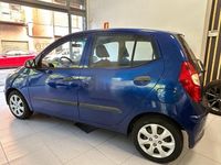 Usado Hyundai i10 Comfort 69 CV (50 kW) 2013 Azul Utilitario