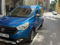 Usado Dacia Dokker Stepway 90 CV (66 kW) 2016 Azul Monovolumen