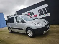 Usado Peugeot Partner Tepee Outdoor 90 CV (66 kW) 2010 Gris / plata Monovolumen