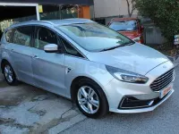 Usado Ford S-MAX Titanium 190 CV (139 kW) 2023 Gris / plata Monovolumen