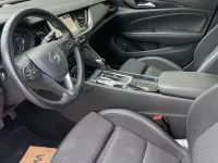 Usado Opel Insignia Innovation 136 CV (100 kW) 2019 Granate Berlina