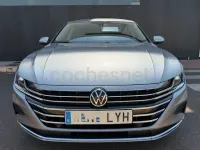 Usado VW Arteon Elegance 150 CV (110 kW) 2022 Gris / plata Familiar