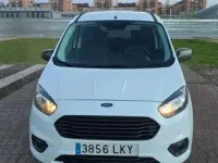 Usado Ford Tourneo Titanium 101 CV (74 kW) 2021 Blanco Van