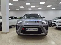 Usado SsangYong Tivoli 163 CV (119 kW) 2024 Gris / plata SUV