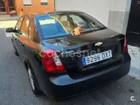 Usado Chevrolet Nubira SX 109 CV (80 kW) 2006 Negro Berlina