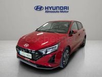 Usado Hyundai i20 100 CV (73 kW) 2025 Rojo Utilitario