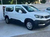 Usado Peugeot Rifter Active 100 CV (73 kW) 2020 Blanco Monovolumen