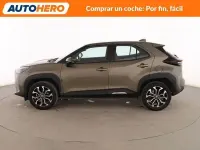 Usado Toyota Yaris Active 116 CV (85 kW) 2023 Amarillo Utilitario
