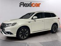 Usado Mitsubishi Outlander P-HEV 203 CV (149 kW) 2017 Blanco SUV