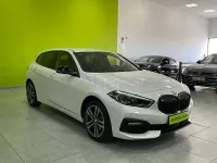 Usado BMW 118 Comfort Edition 150 CV (110 kW) 2021 Blanco Berlina