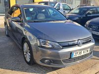 Usado VW Jetta Sport 170 CV (125 kW) 2013 Gris / plata Berlina