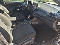 Usado Hyundai i30 N Line 160 CV (117 kW) 2023 Gris / plata Berlina