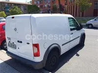 Usado Ford Tourneo Trend 95 CV (69 kW) 2014 Blanco Monovolumen