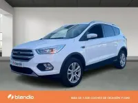 Usado Ford Kuga Trend 150 CV (110 kW) 2018 Blanco SUV