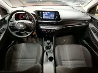 Nuevo Hyundai i20 101 CV (74 kW) 2025 Rojo Utilitario