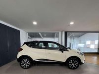 Usado Renault Captur Zen 120 CV (88 kW) 2017 Beige SUV