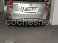Usado Toyota RAV4 Executive 136 CV (100 kW) 2008 Gris / plata SUV