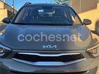 Usado Kia Stonic 84 CV (61 kW) 2022 Verde SUV