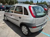 Usado Opel Corsa Club 75 CV (55 kW) 2001 Blanco Utilitario