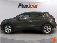 Usado Nissan Qashqai Acenta 140 CV (102 kW) 2020 Marrón SUV